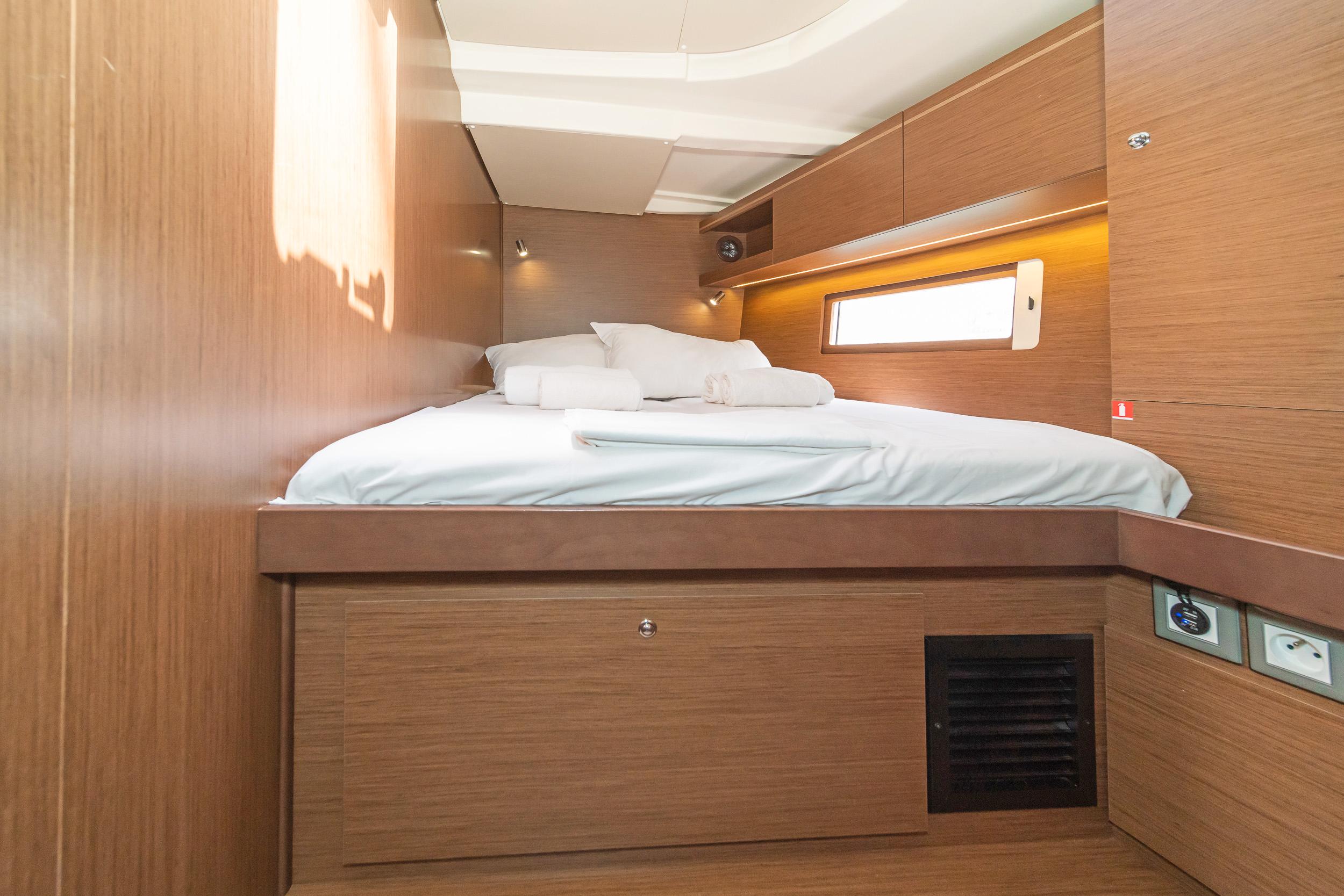 Oceanis 51.1 - 5 + 1 cab., picture 15