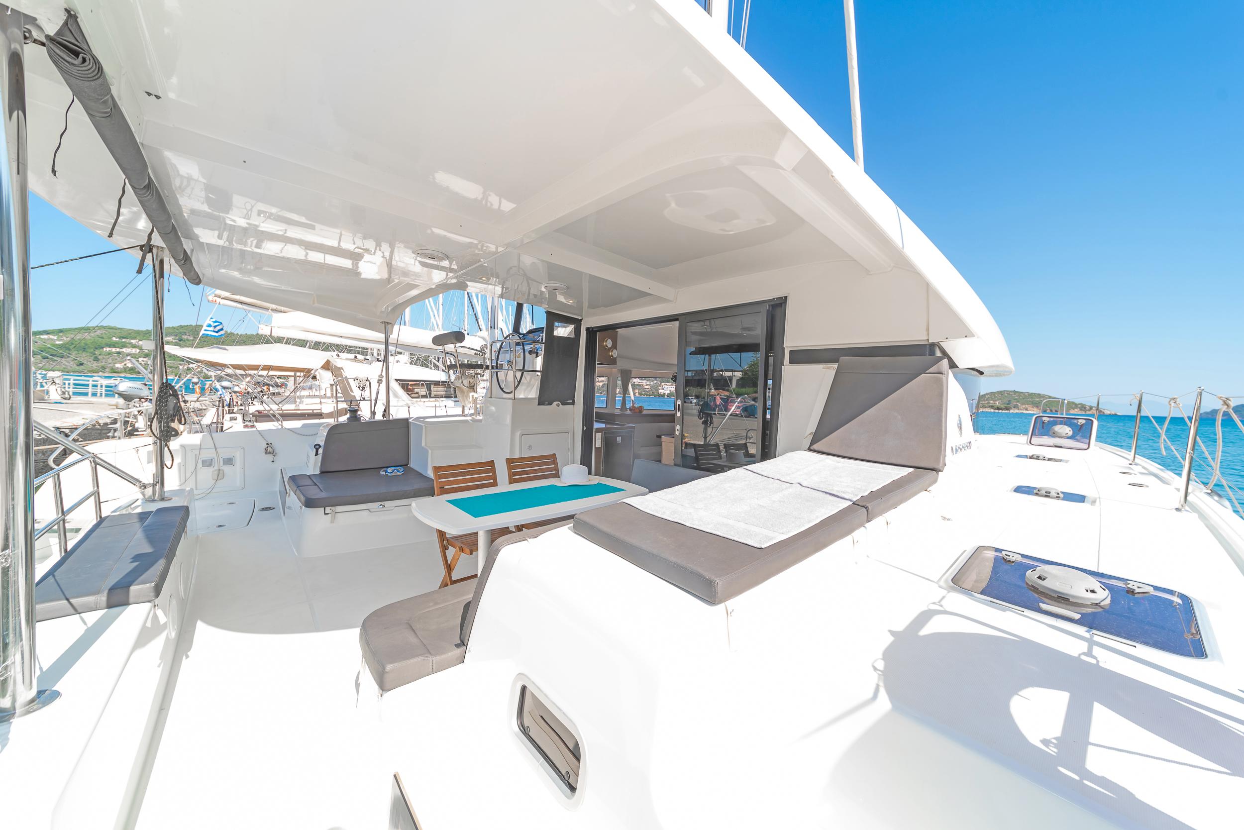 Lagoon 42 - 4 + 2 cab., picture 11