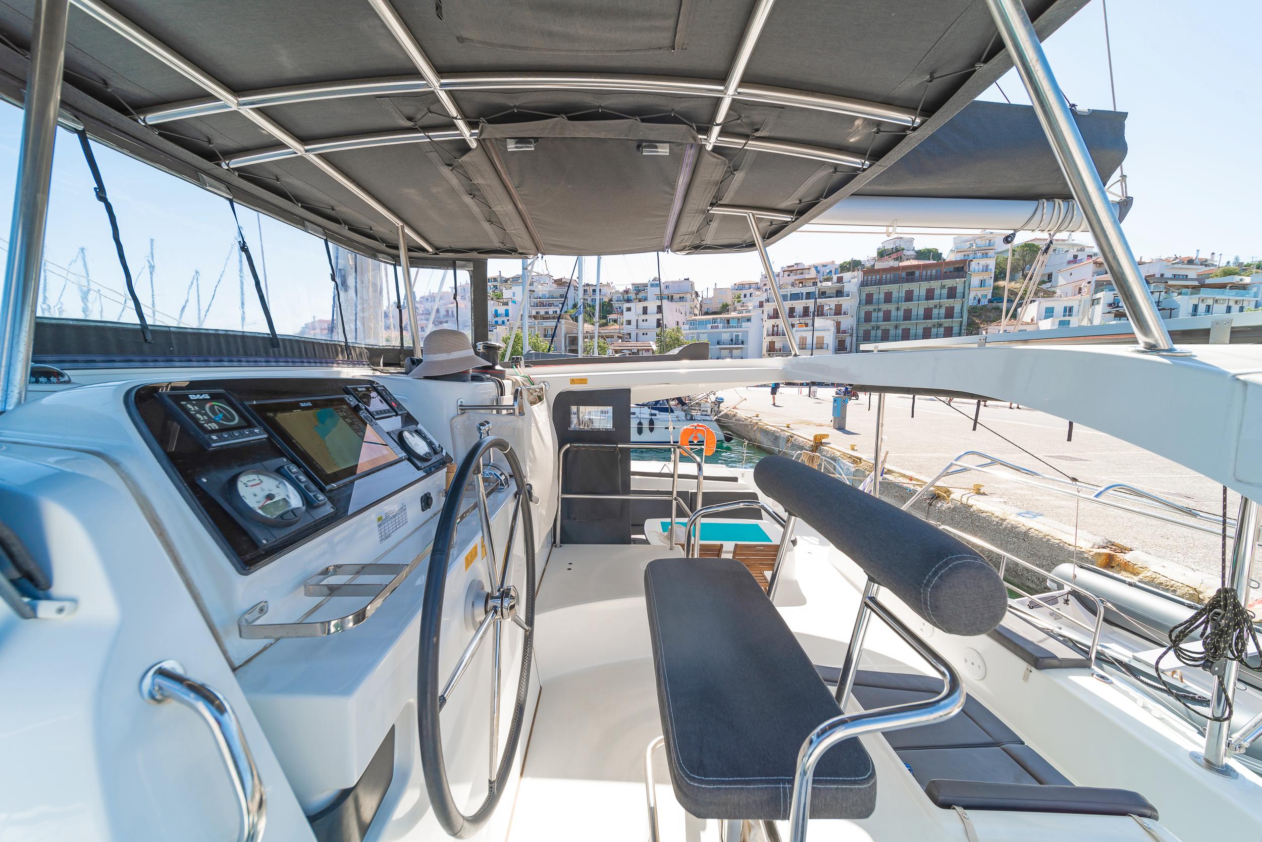 Lagoon 42 - 4 + 2 cab., picture 13