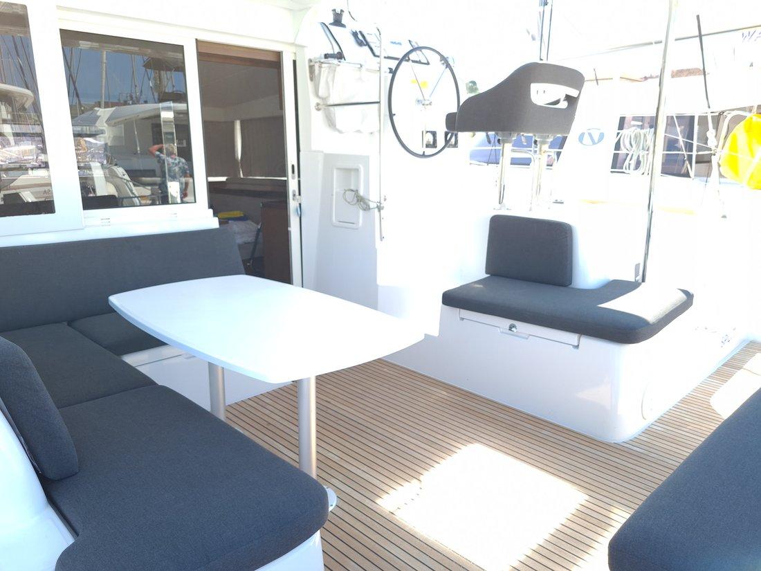 Lagoon 40 - 4 + 2 cab, picture 7