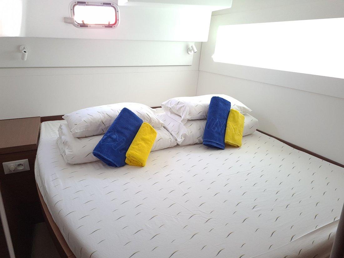 Lagoon 40 - 4 + 2 cab, picture 12