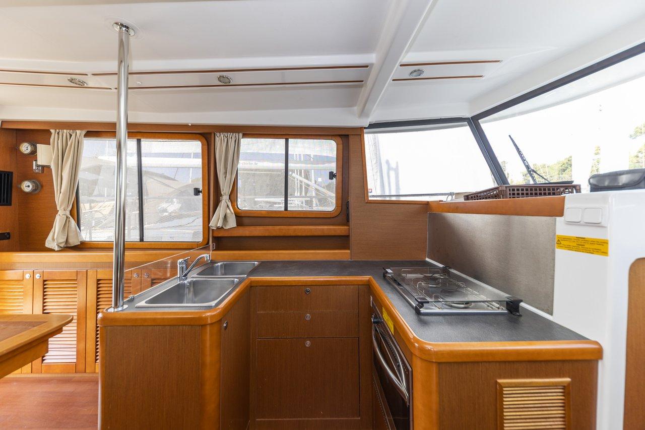 Swift Trawler 34 Fly, picture 13
