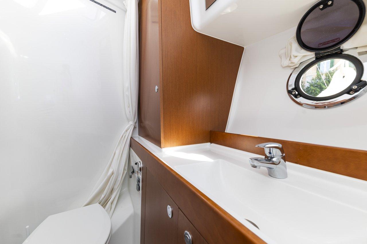 Swift Trawler 34 Fly, picture 19