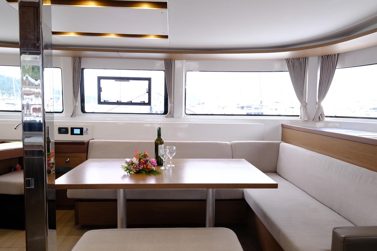 Lagoon 46 - 4 + 1 cab. - Blu, picture 8