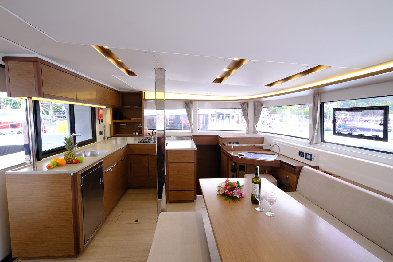 Lagoon 46 - 4 + 1 cab. - Blu, picture 7