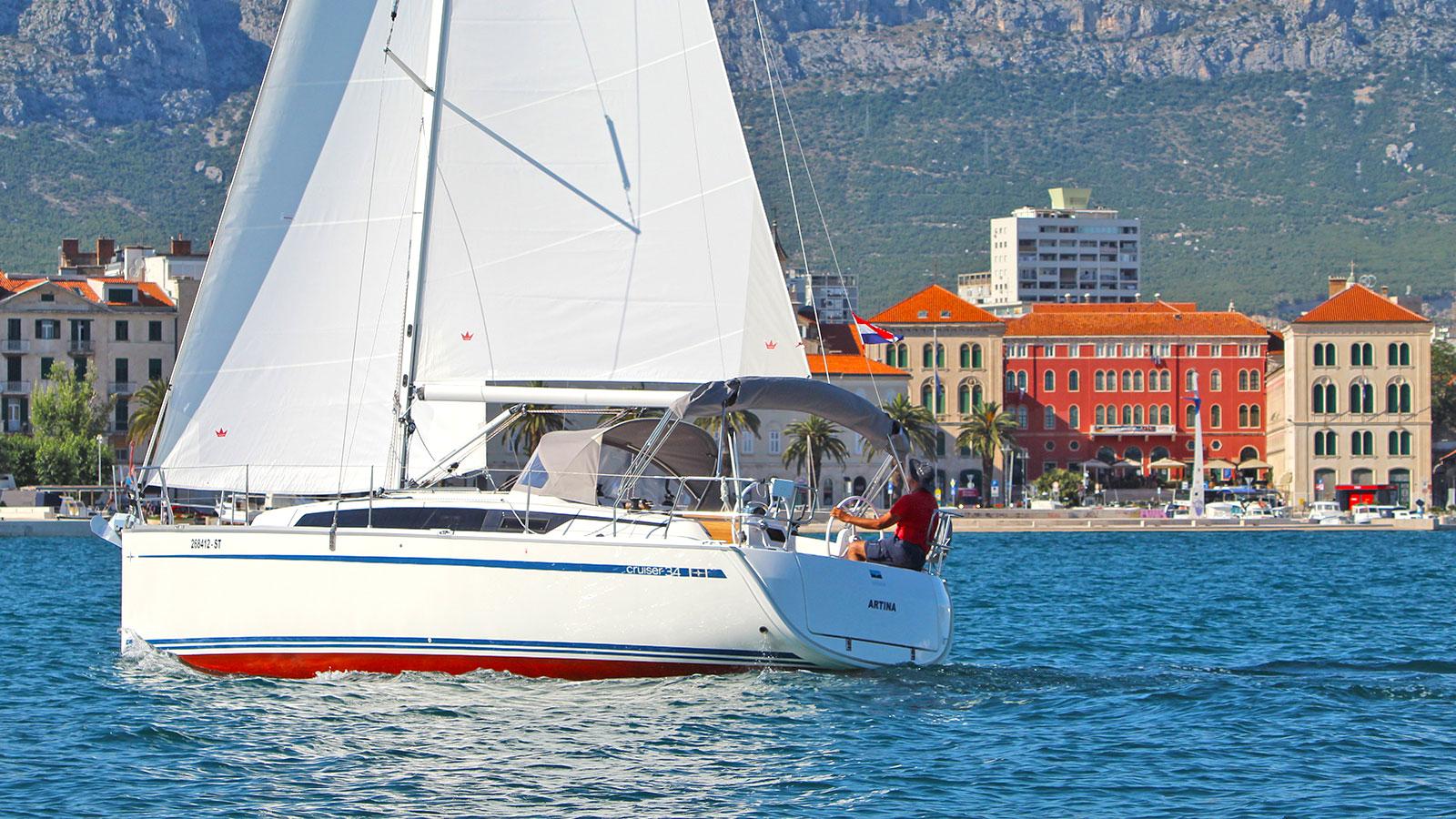 Bavaria Cruiser 34, picture 4