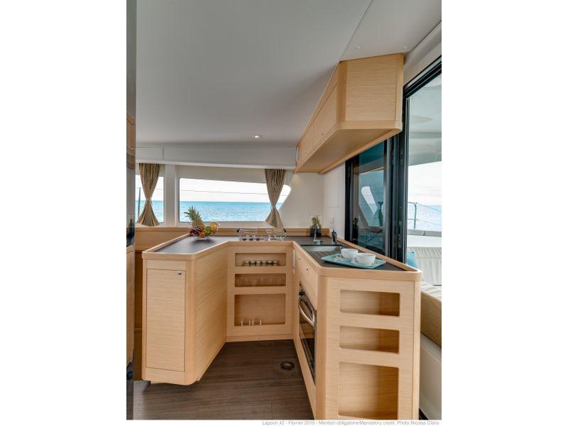 Lagoon 42 - 4 + 2 cab., picture 6