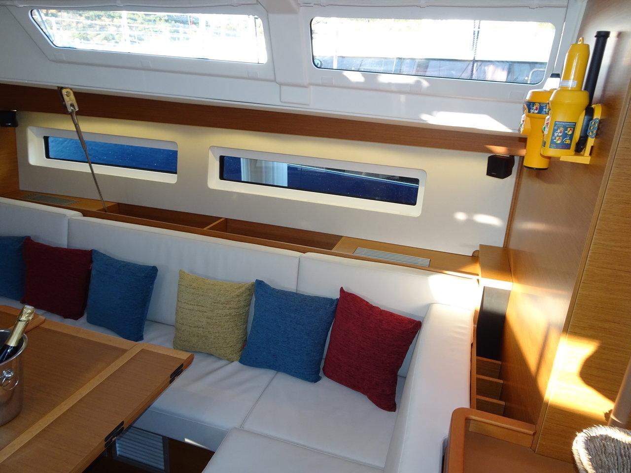 Sun Odyssey 490 - 3 cab., picture 12