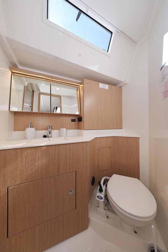 Bavaria C45 Holiday, picture 23