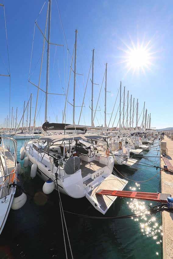 Bavaria C45 Holiday, picture 3