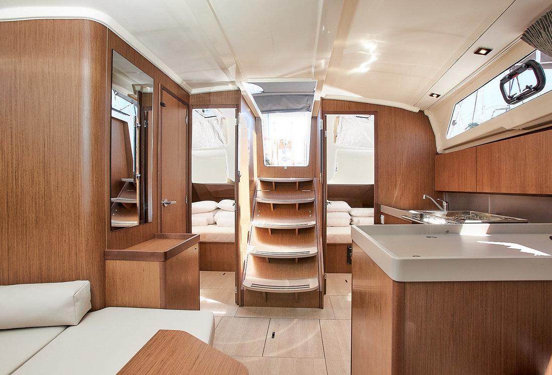 Oceanis 41.1, picture 6