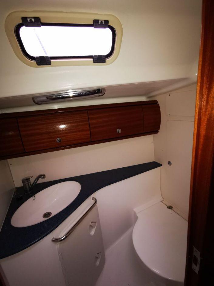 Bavaria 44, picture 10