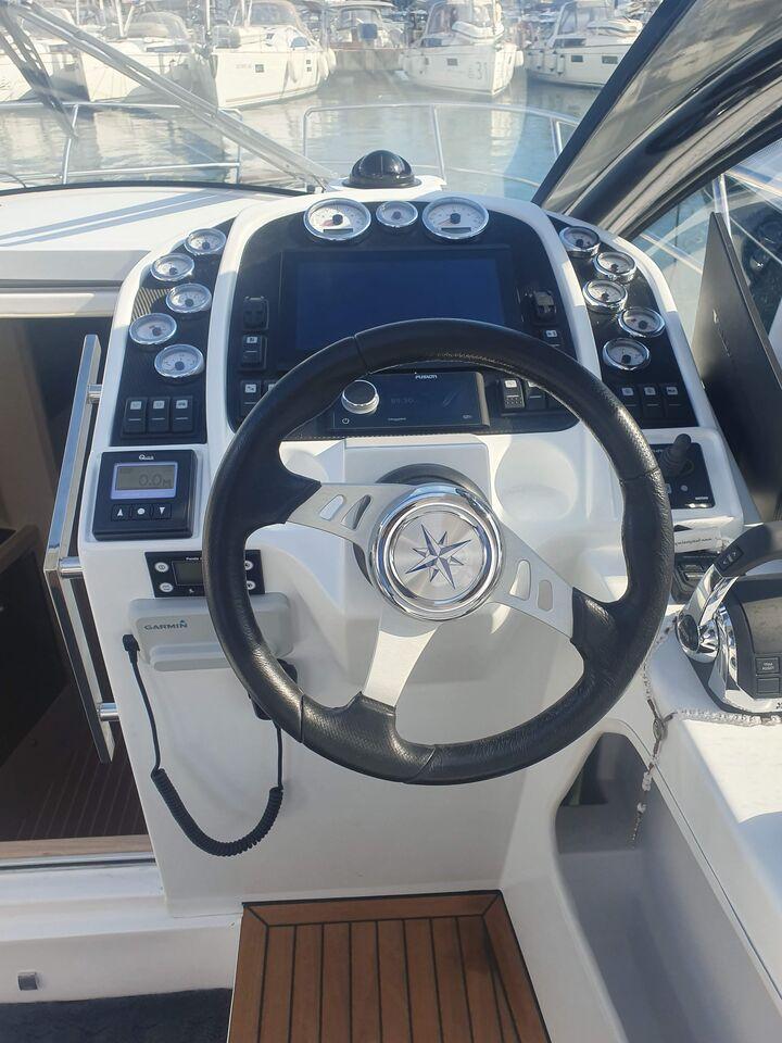 Pearlsea 31 Hard Top, picture 3