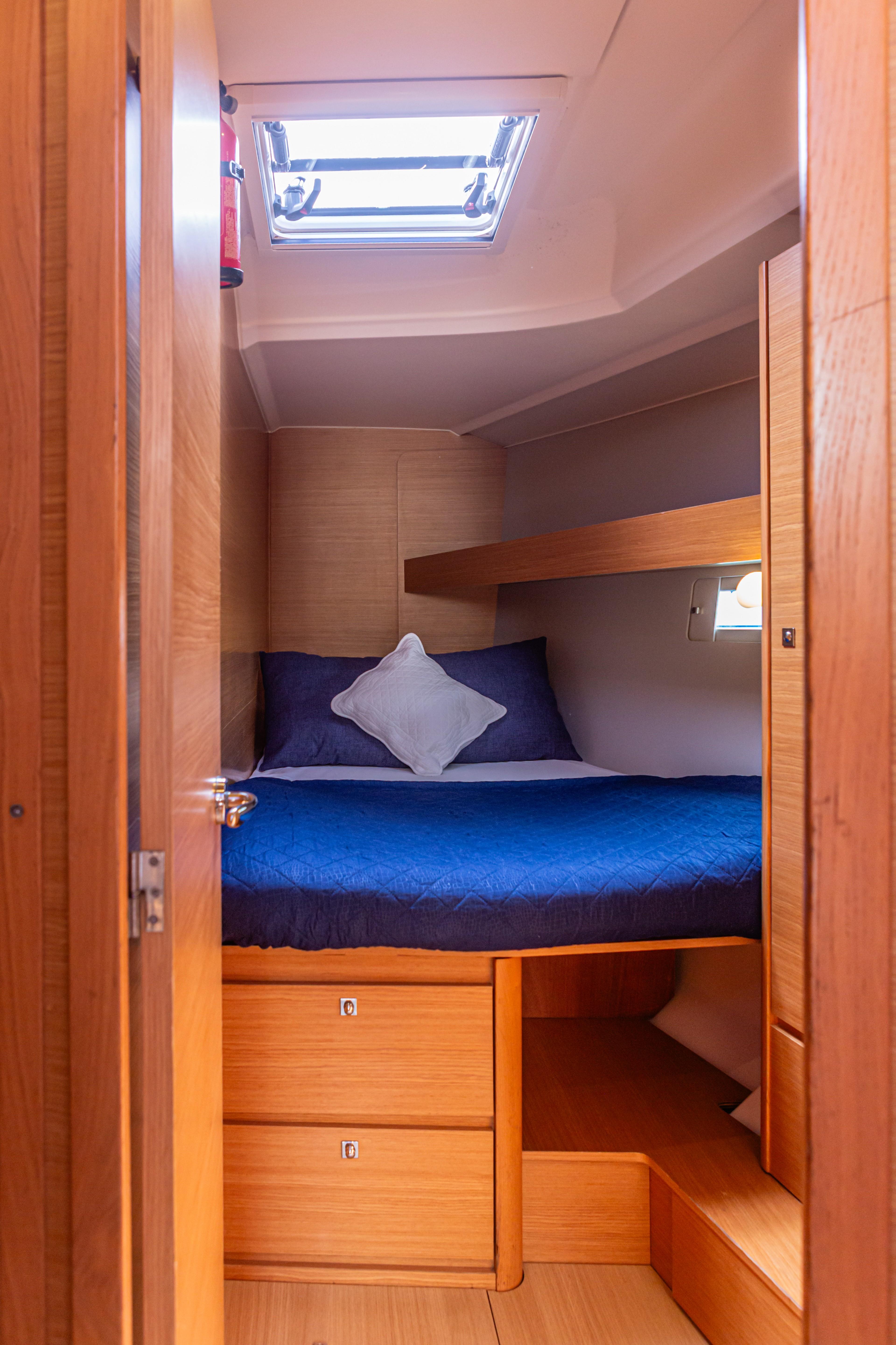 Dufour 460 GL, picture 6