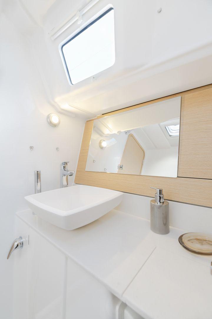 Dufour 360 GL, picture 6