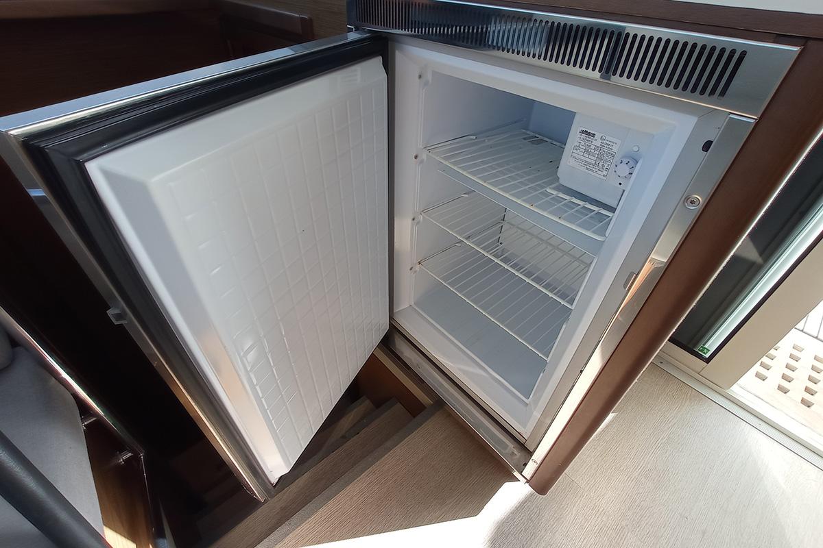 Lagoon 40 - 4 + 2 cab, picture 22