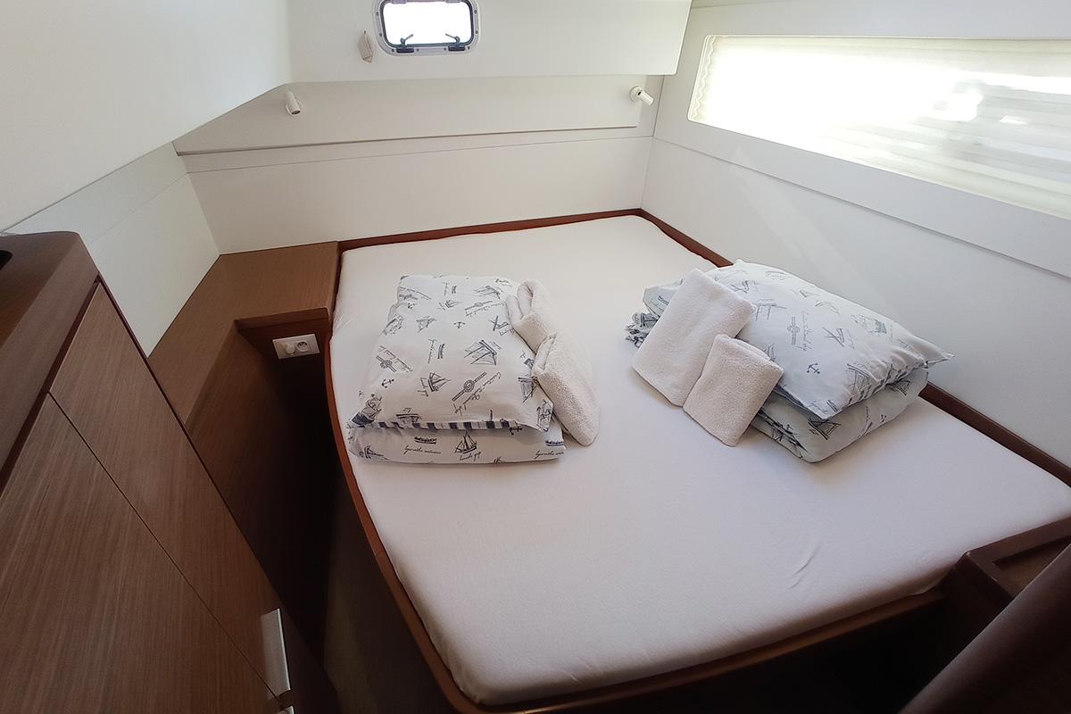 Lagoon 40 - 4 + 2 cab, picture 26