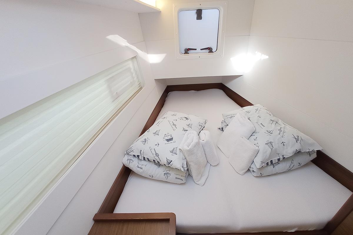 Lagoon 40 - 4 + 2 cab, picture 30