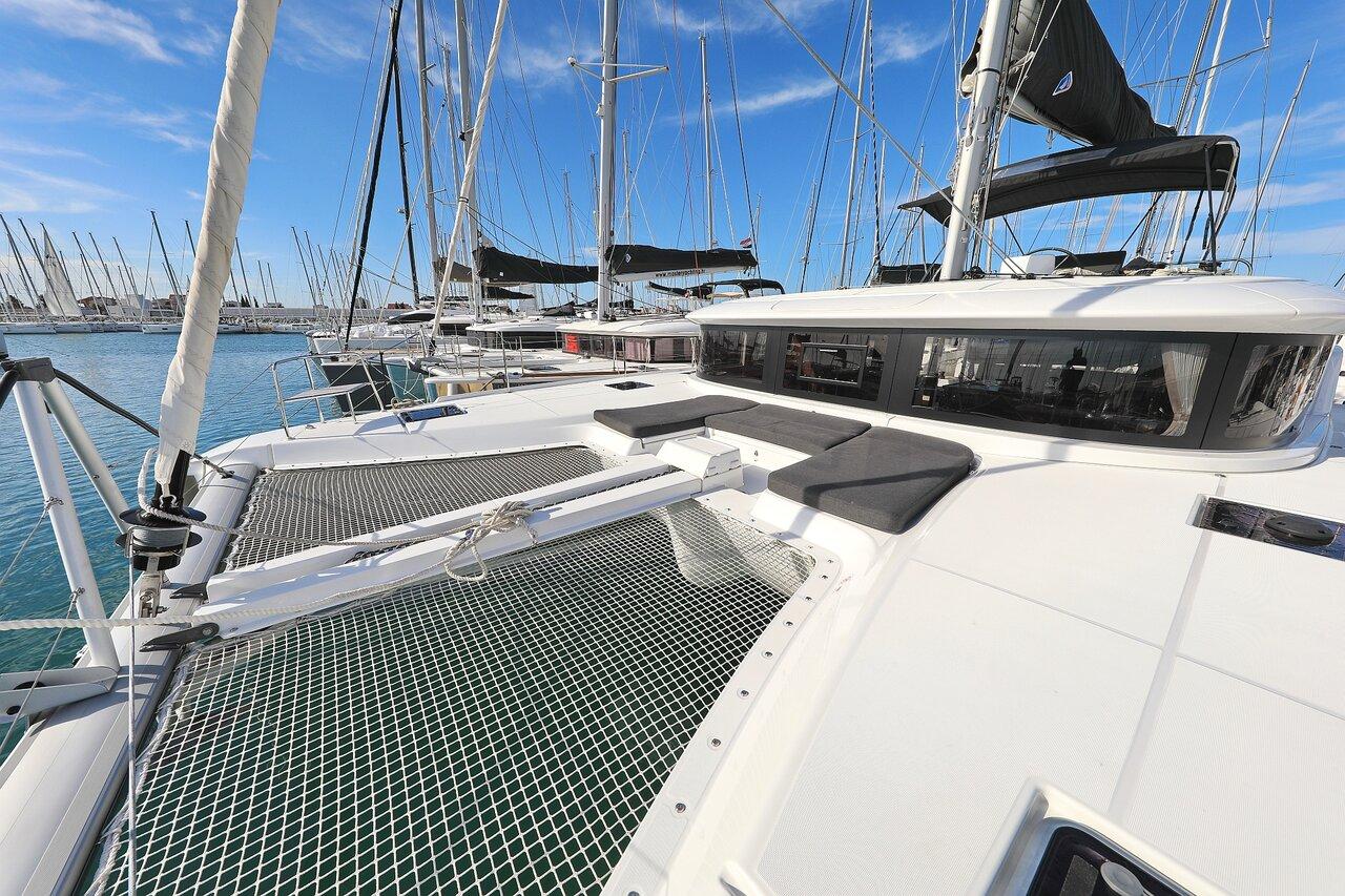 Lagoon 46 - 4 + 2 cab., picture 7