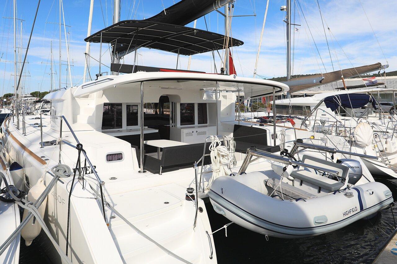 Lagoon 450 F - 4 + 2 cab., picture 3