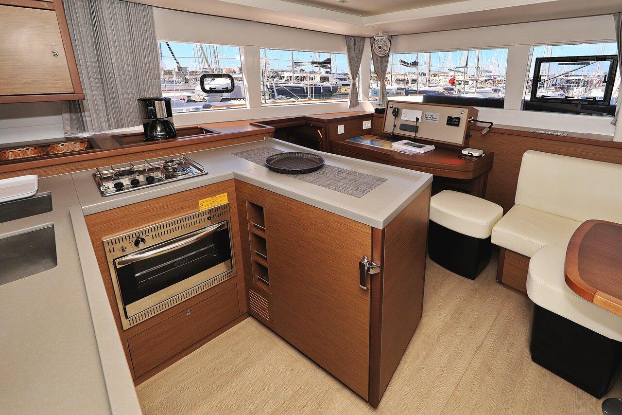 Lagoon 450 F - 4 + 2 cab., picture 19