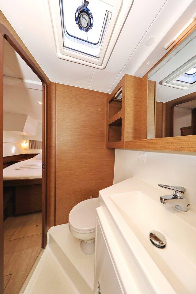 Lagoon 42 - 4 + 2 cab., picture 28
