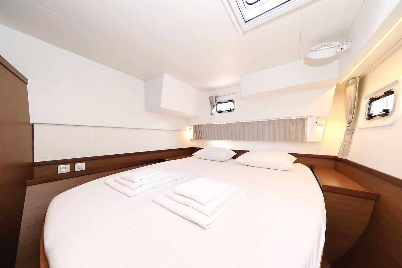 Lagoon 42 - 4 + 2 cab., picture 22