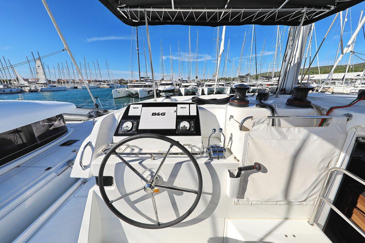 Lagoon 42 - 4 + 2 cab., picture 6