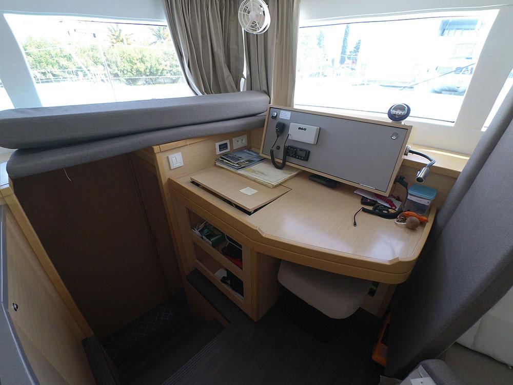 Lagoon 450 F - 4 + 2 cab., picture 8