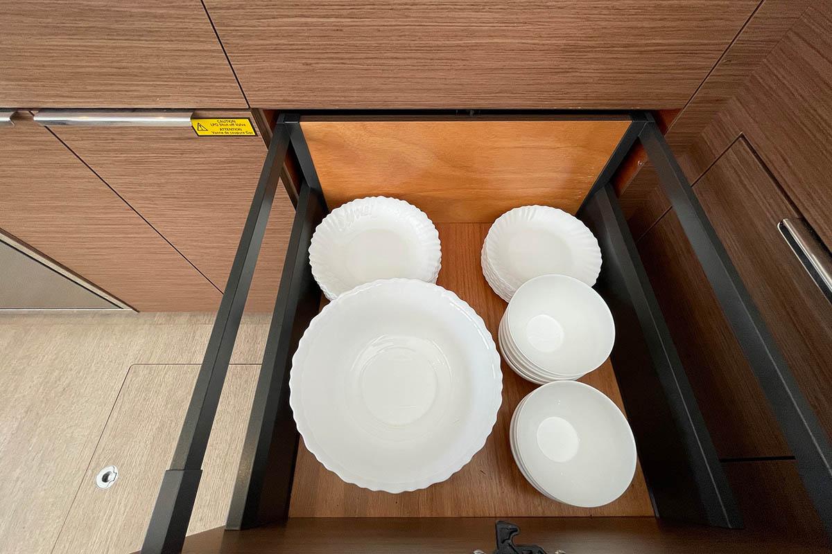 Lagoon 46 - 4 + 2 cab., picture 8