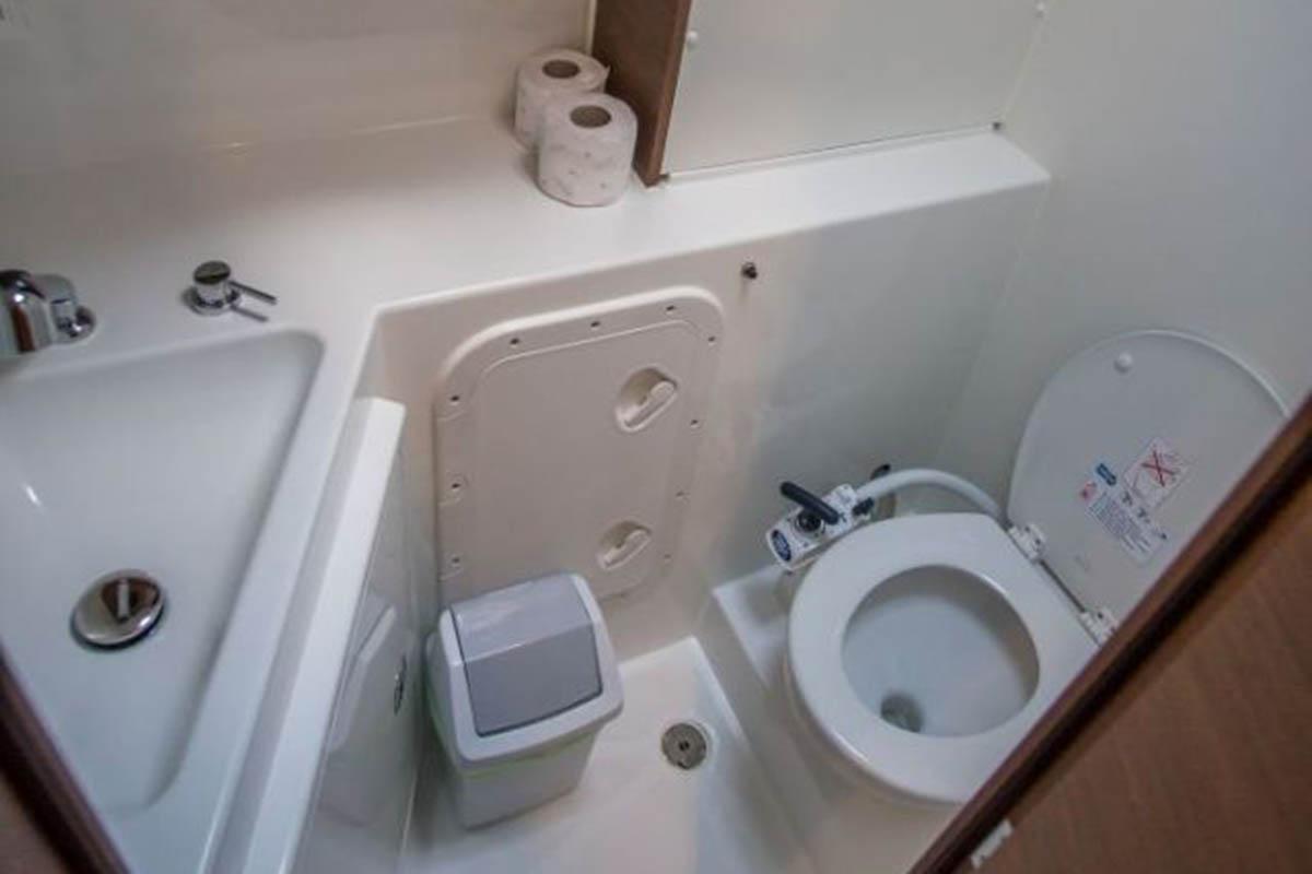 Lagoon 42 - 4 + 2 cab., picture 18