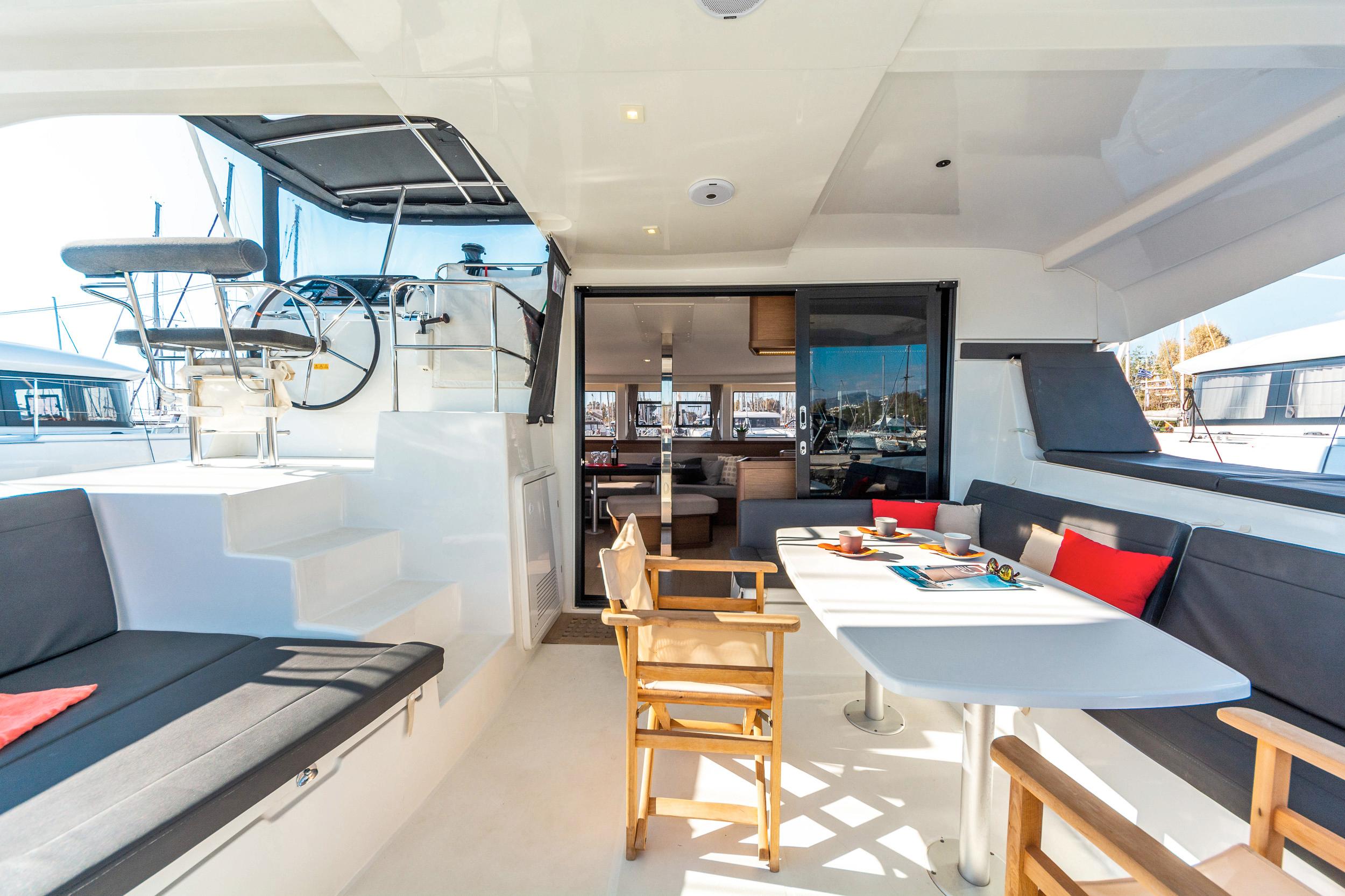 Lagoon 42 - 4 + 2 cab., picture 25