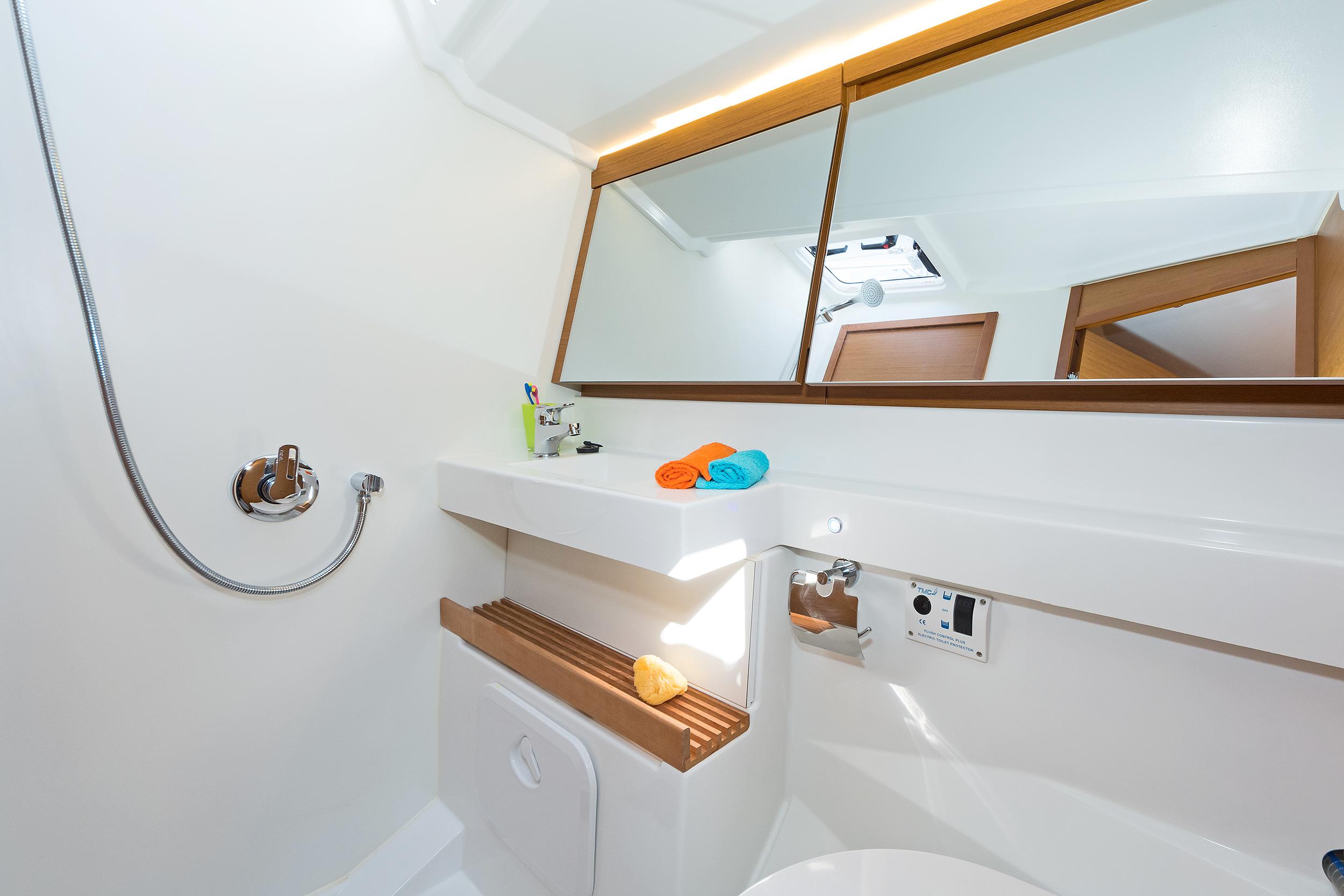 Sun Odyssey 440 - 4 cab., picture 7