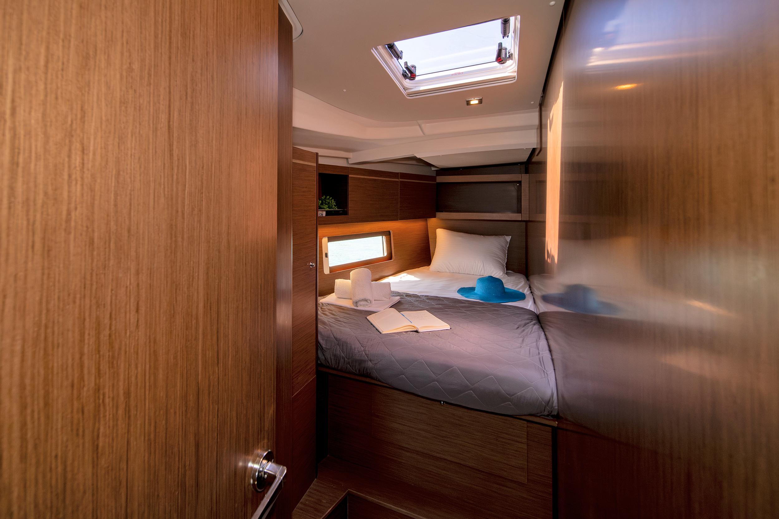 Oceanis 46.1, picture 18