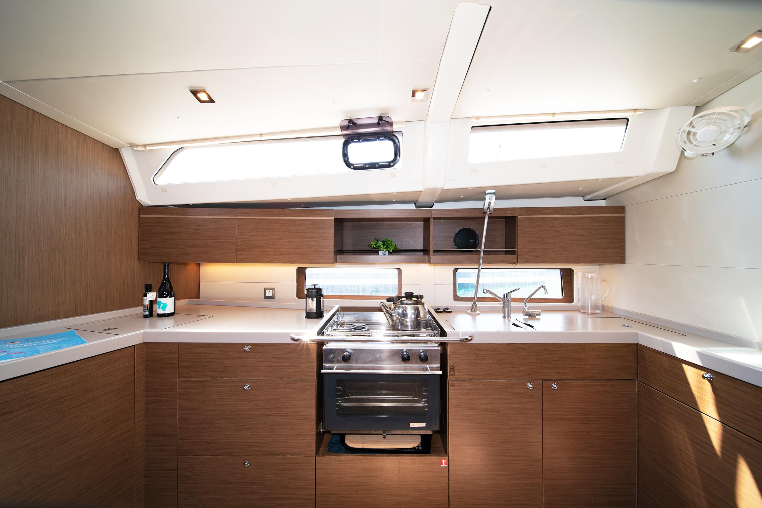 Oceanis 46.1, picture 15