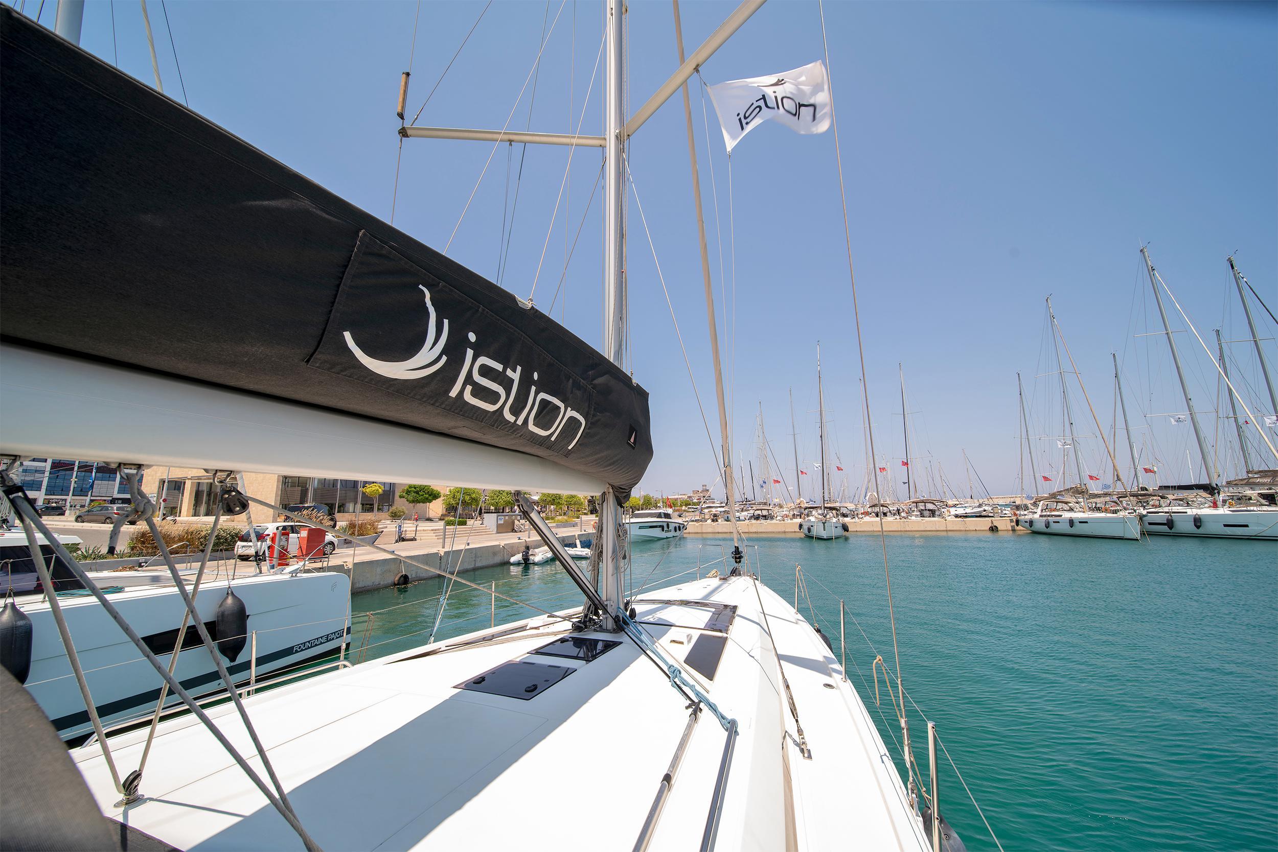 Oceanis 46.1, picture 9