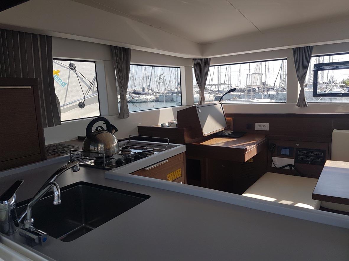 Lagoon 40 - 4 + 2 cab, picture 5
