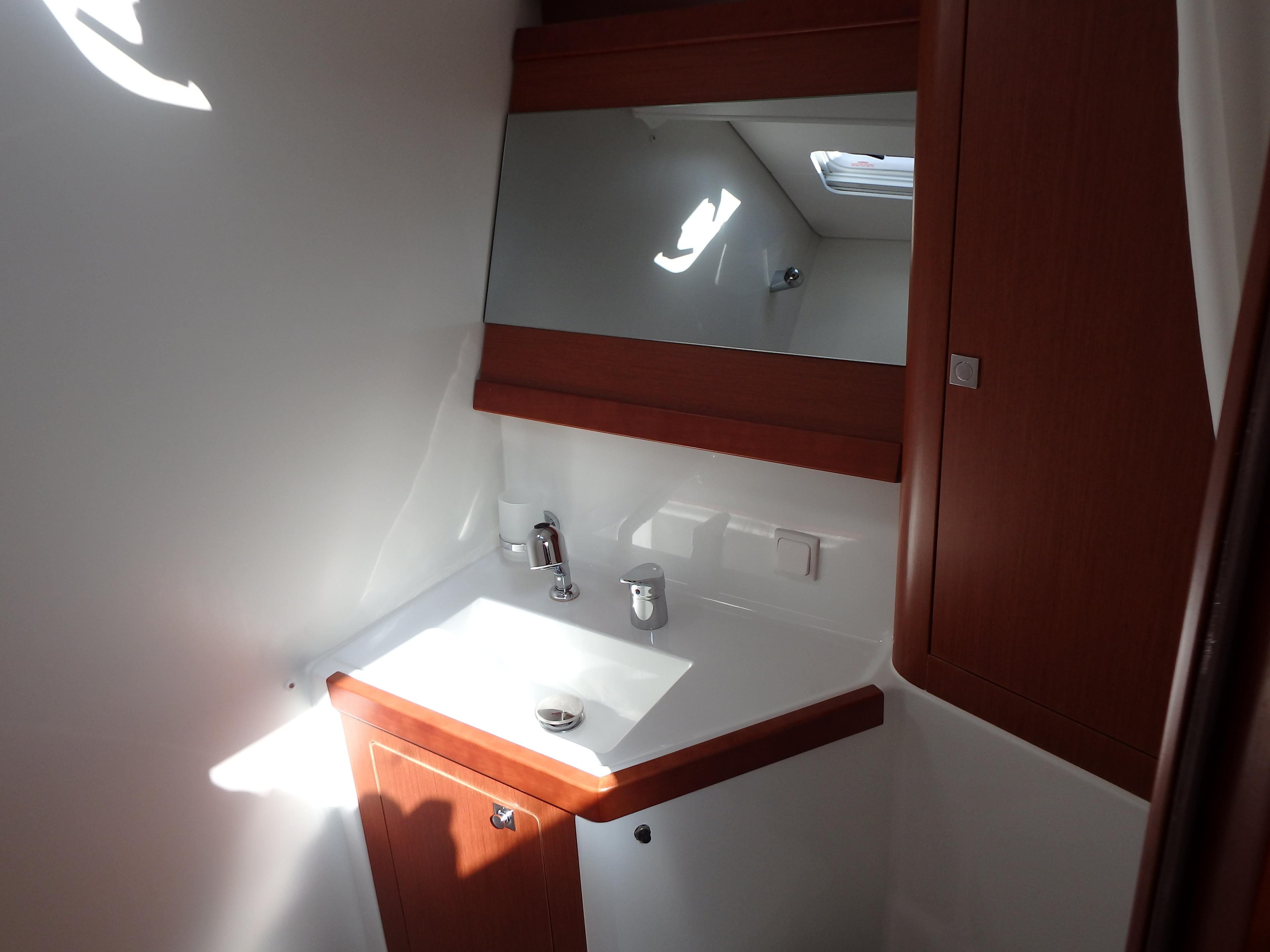 Oceanis 48 - 5 cab., picture 24