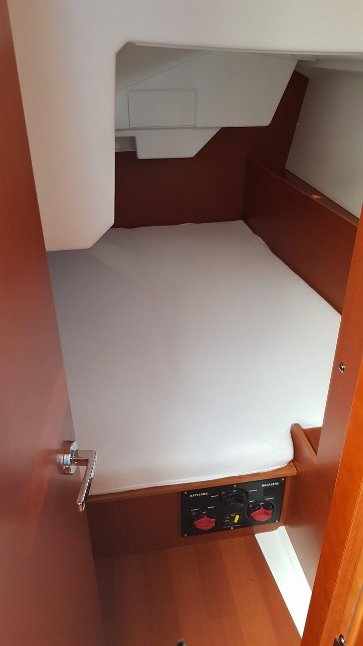 Oceanis 38.1, picture 20