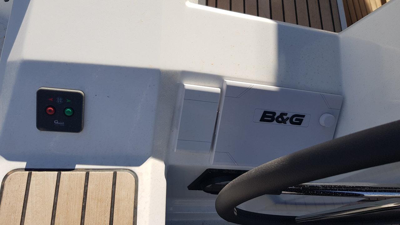 Oceanis 38.1, picture 9