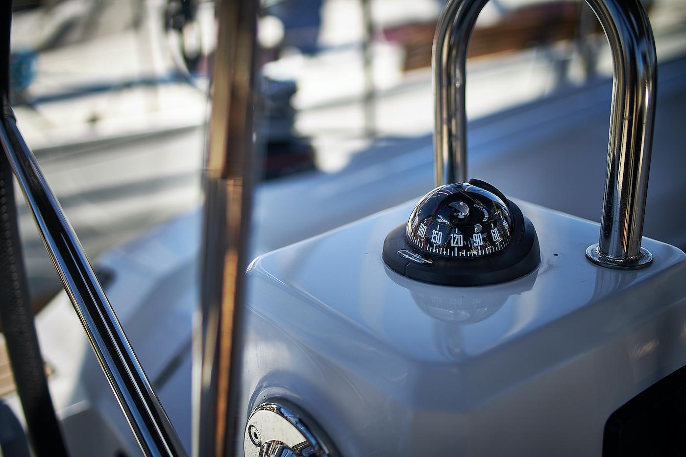 Oceanis 38.1, picture 4