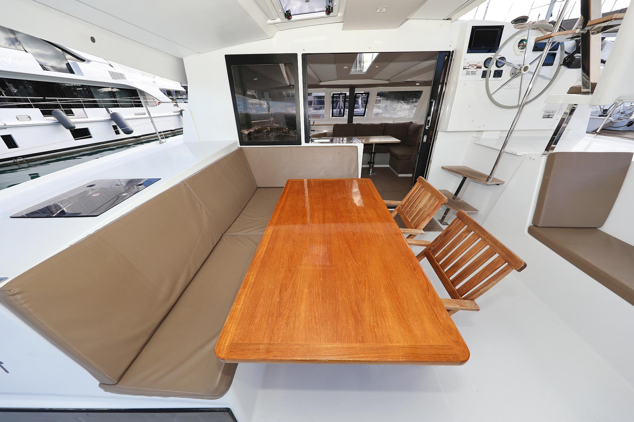 Fountaine Pajot Lucia 40 - 4 cab. - Why Not, picture 6