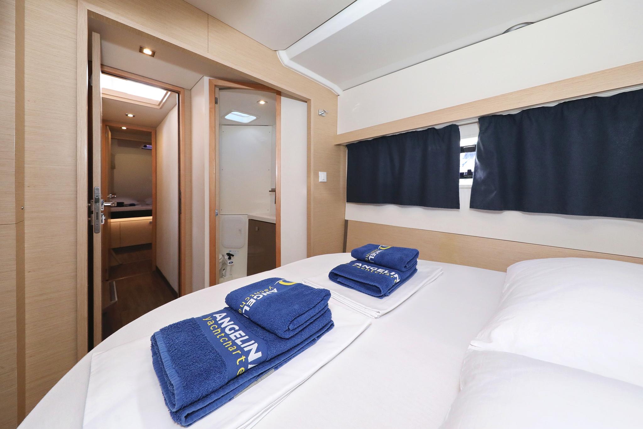 Fountaine Pajot Lucia 40 - 4 cab. - Why Not, picture 26