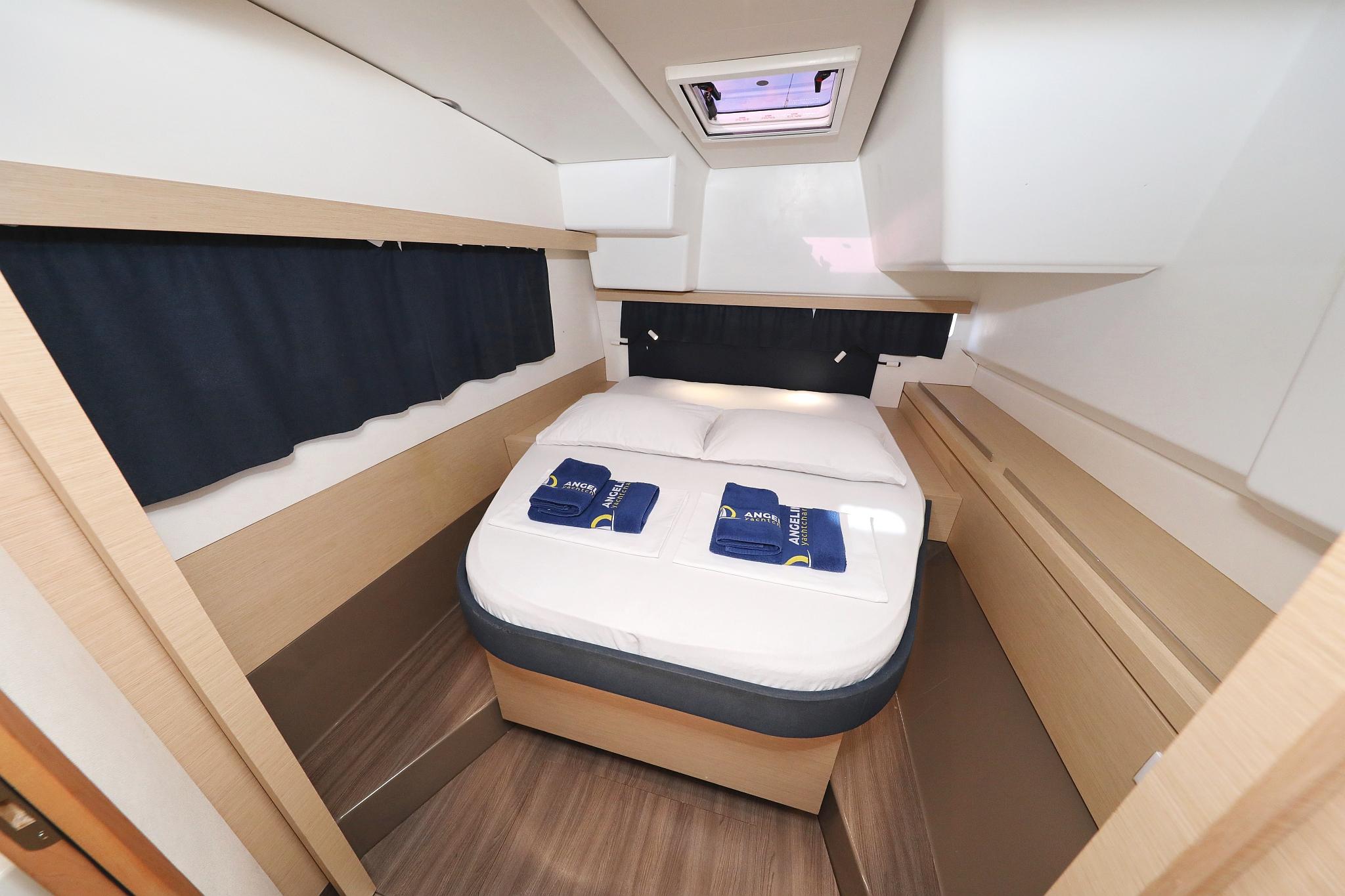 Fountaine Pajot Lucia 40 - 4 cab. - Why Not, picture 24