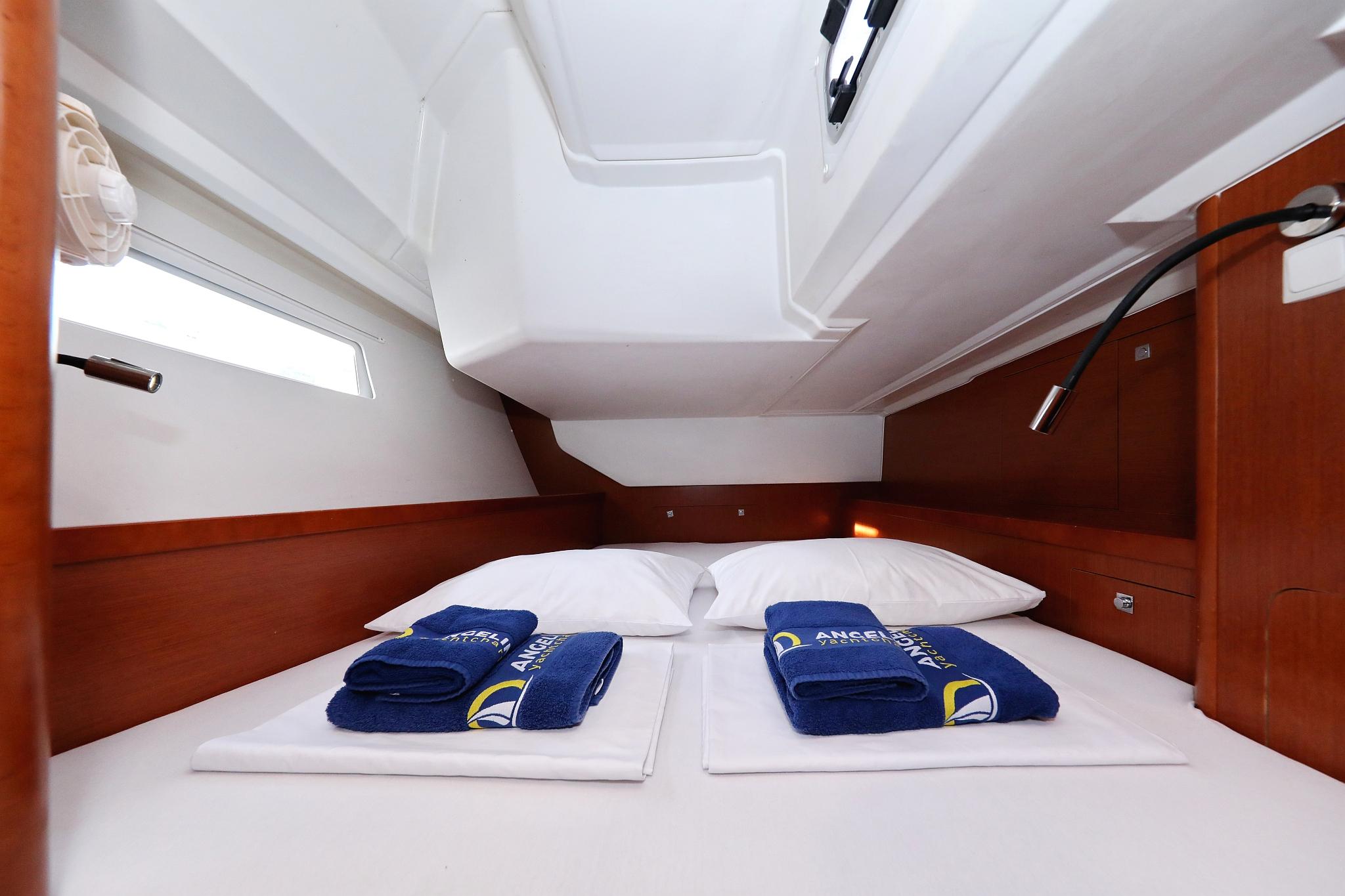 Oceanis 45 - 4 cab., picture 25