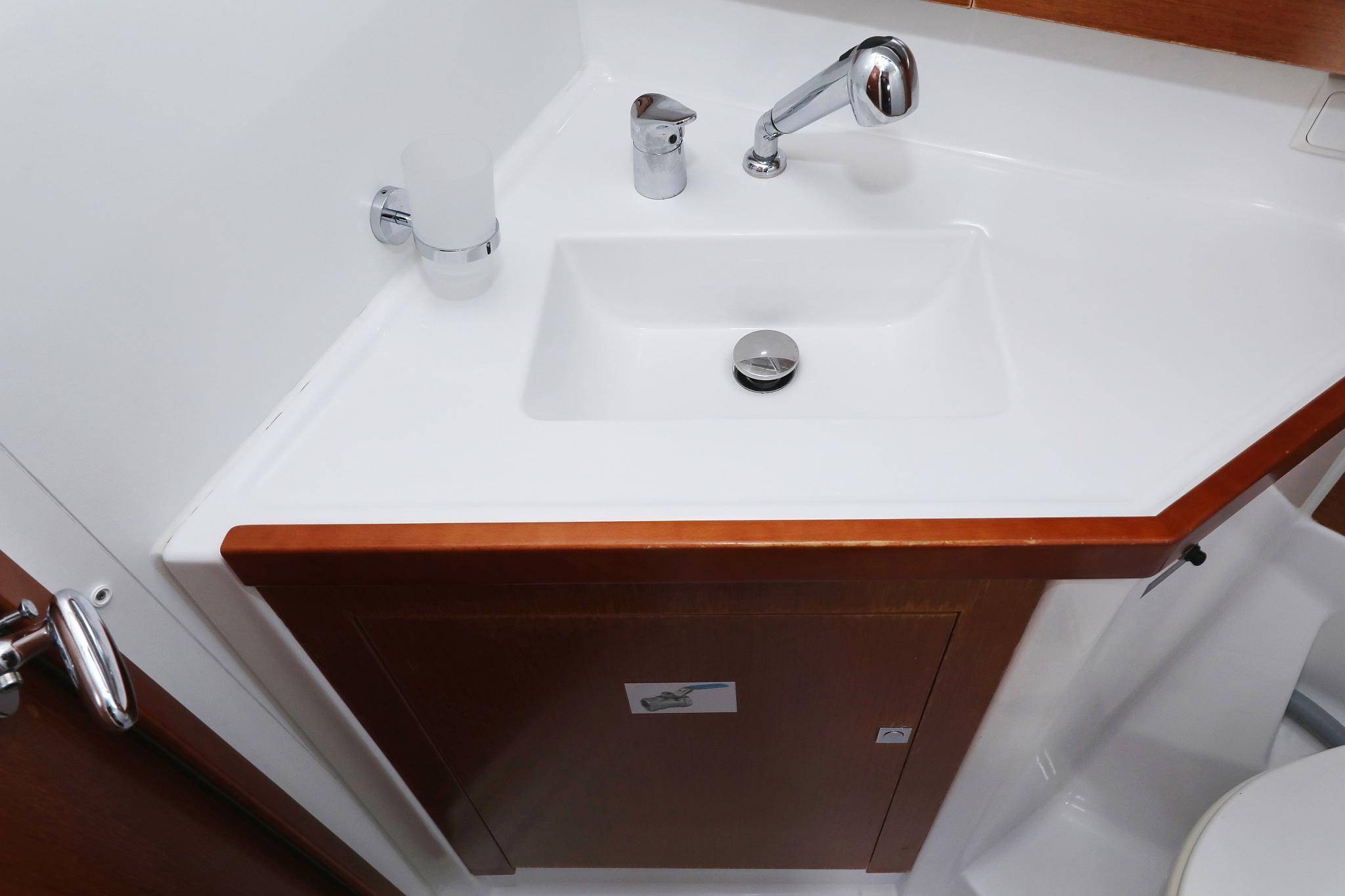 Oceanis 45 - 4 cab., picture 35