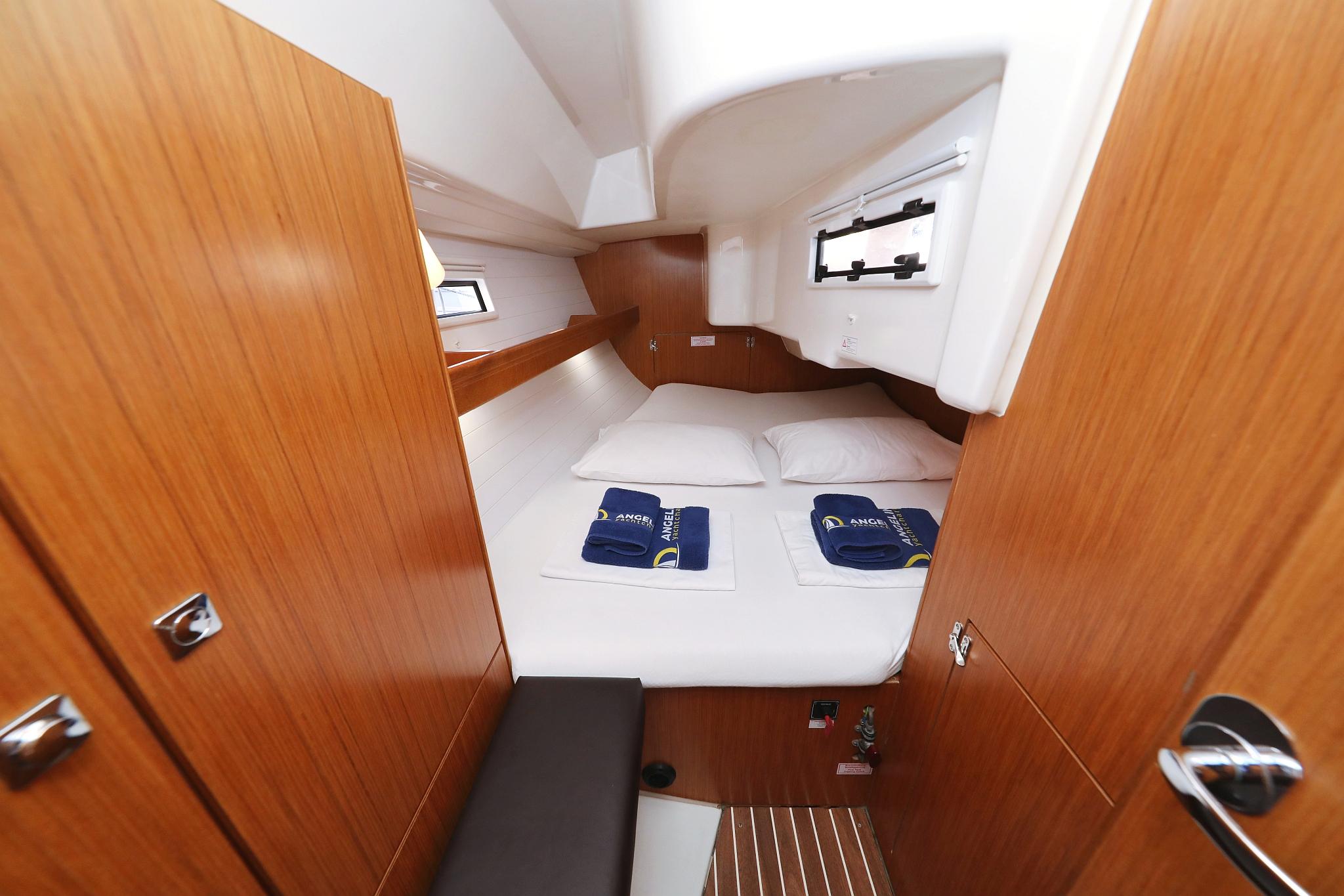 Bavaria Cruiser 33, picture 24