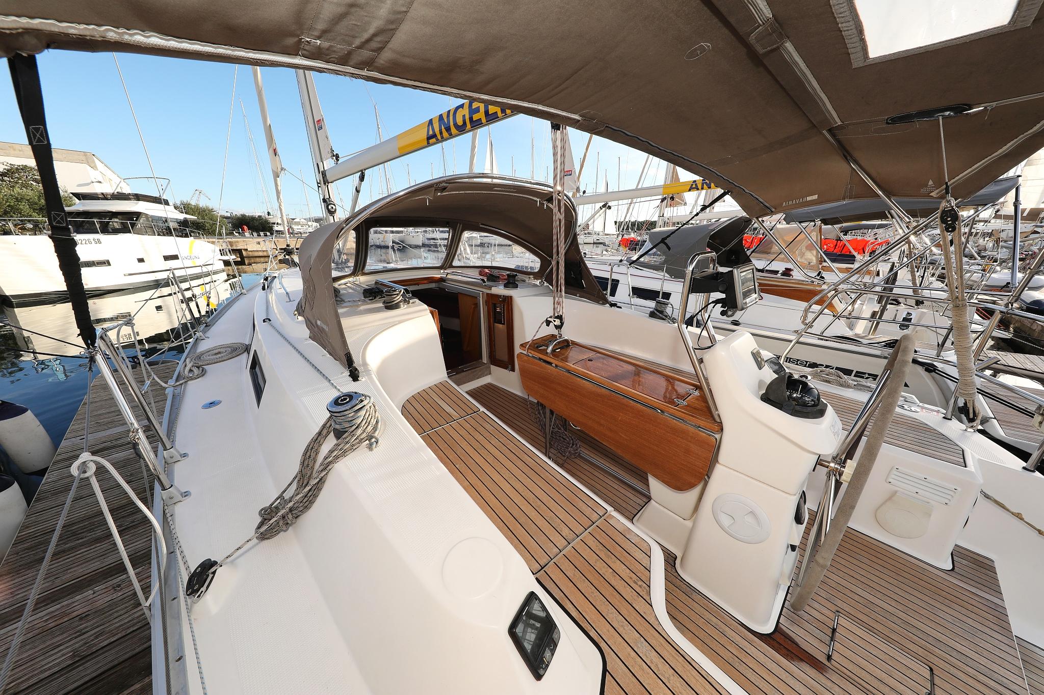 Bavaria Cruiser 33, picture 5