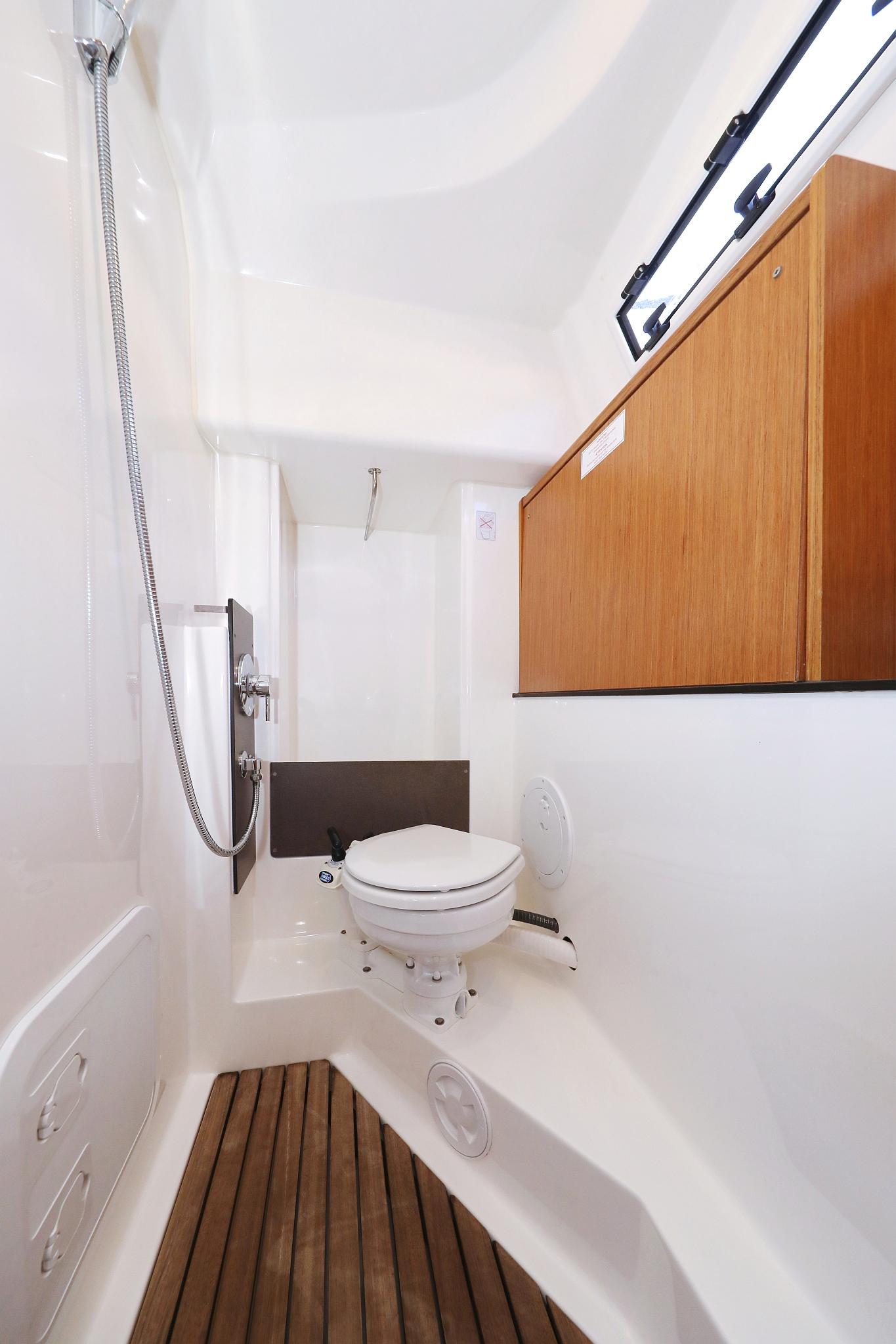 Bavaria Cruiser 33, picture 31