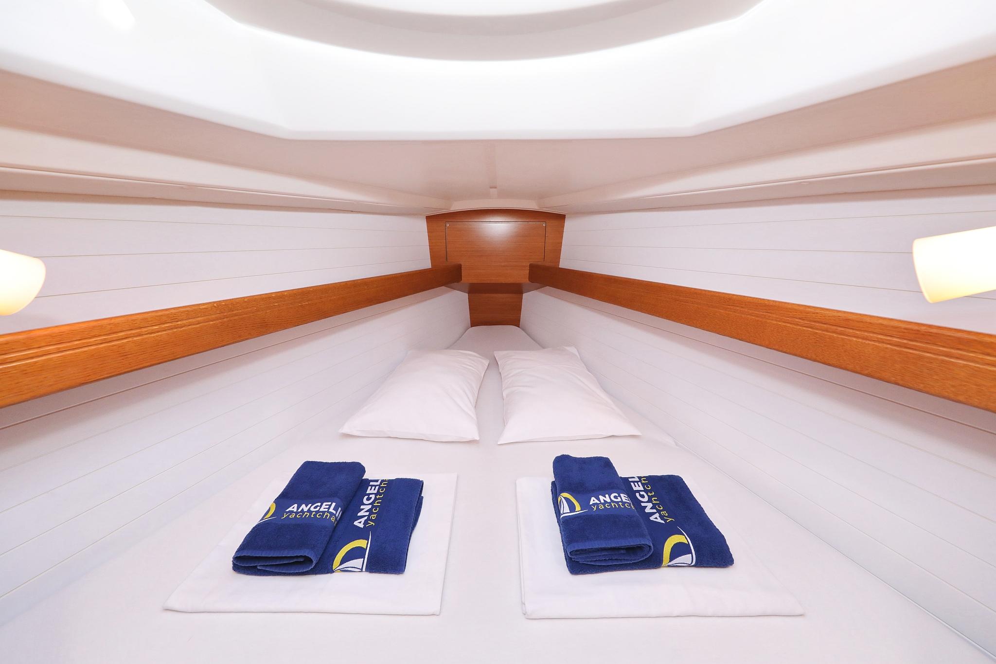 Bavaria Cruiser 33, picture 30